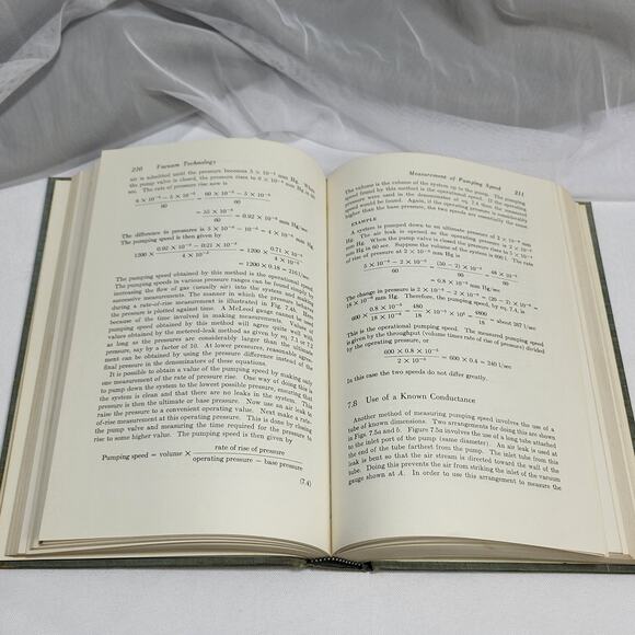 Vacuum Technology Andrew Guthrie Alameda State College VTG 1963 Physics Textbook - Picture 7 of 12
